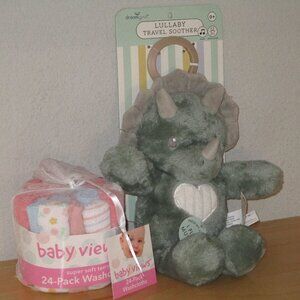 Lot of 2 Baby Items 24 Washcloths Dream Gro Dino Lullaby Travel Soother New Bag